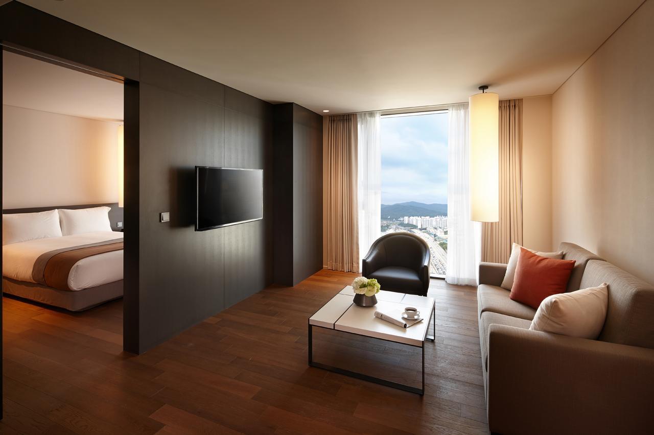 Shilla Stay Cheonan Asan - Samsung Display City Екстериор снимка